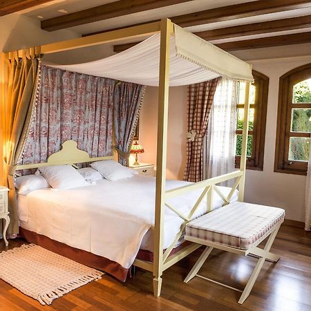 El Castell De Ciutat - Relais & Chateaux La Seu d'Urgell Kültér fotó