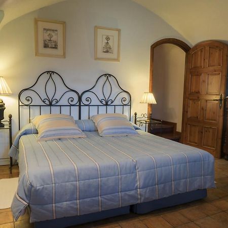 El Castell De Ciutat - Relais & Chateaux La Seu d'Urgell Kültér fotó