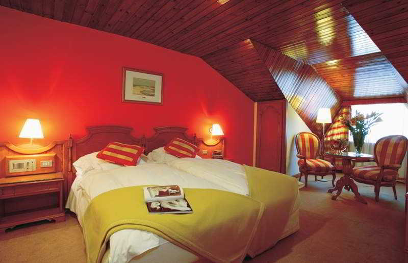 El Castell De Ciutat - Relais & Chateaux La Seu d'Urgell Kültér fotó