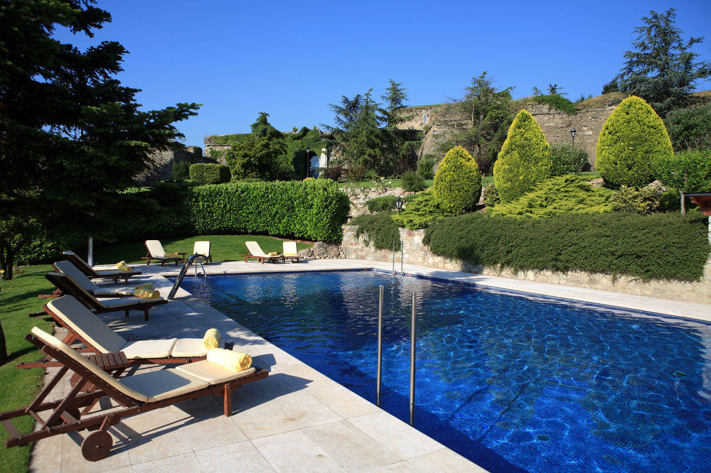El Castell De Ciutat - Relais & Chateaux La Seu d'Urgell Kültér fotó